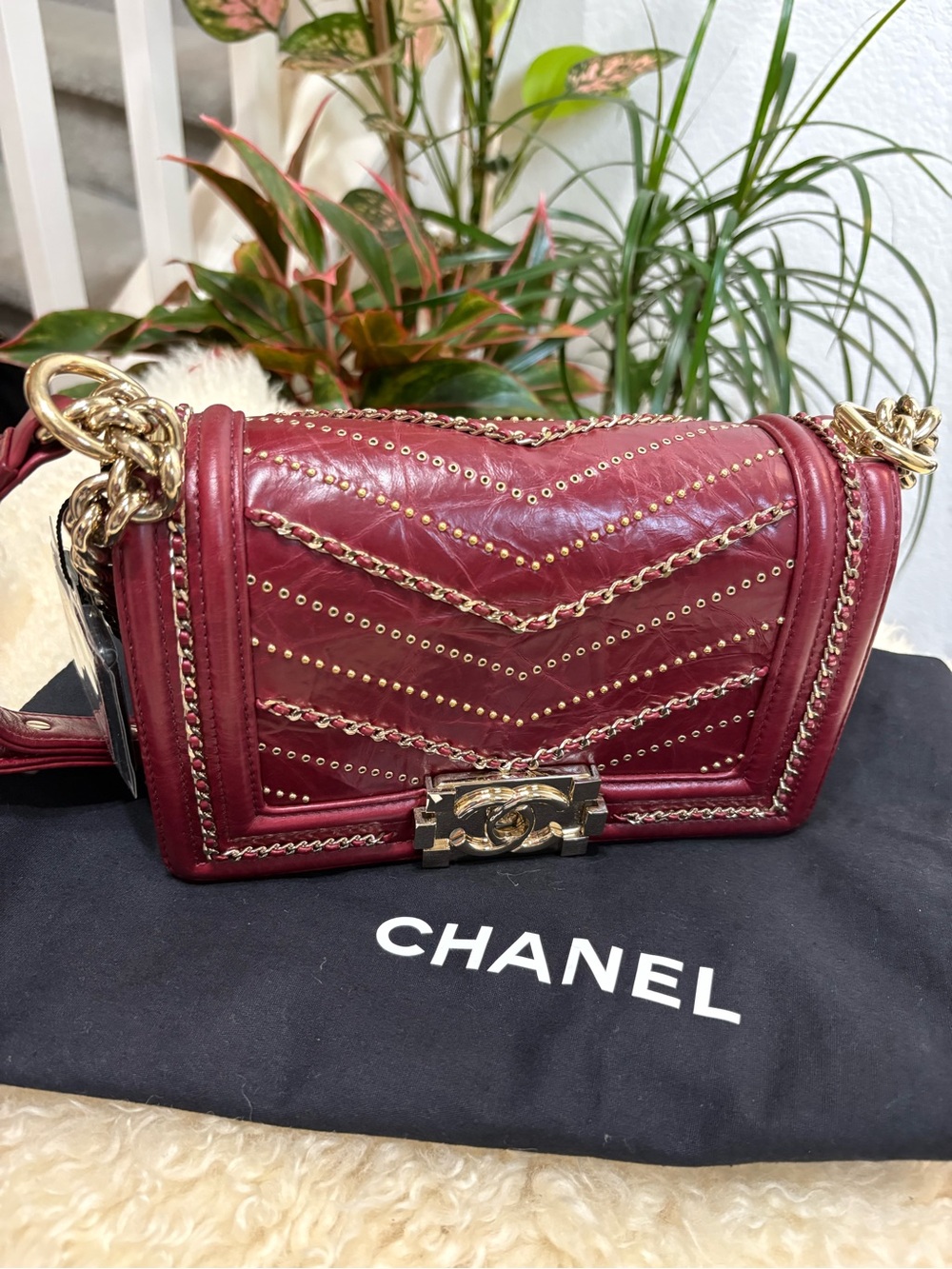 CHANEL Red Crumpled Calfskin Chevron Embellished Chain Boy Bag Small